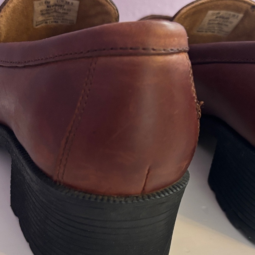 Eastland Woman’s Dark Brown Leather Loafers With Small Heel - Picture 4 of 8